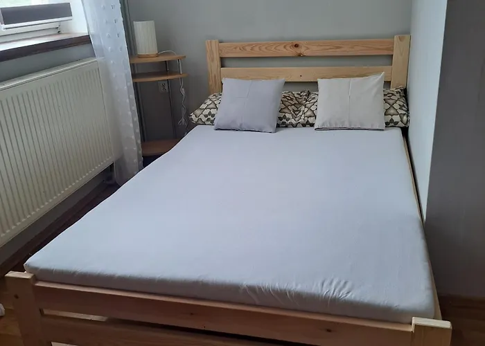 Noclegi Srebrna Góra *